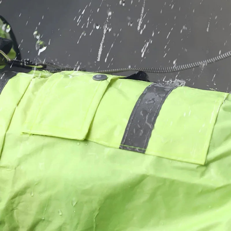 Small and medium-sized raincoat, rainproof with traction rope