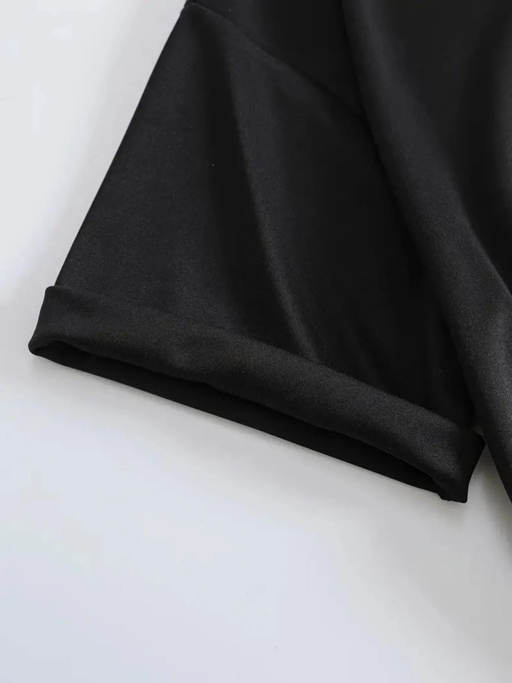 Cute Sausage Dog with Heart Pattern Printed T-shirt Round Neck Summer Short Sleeve