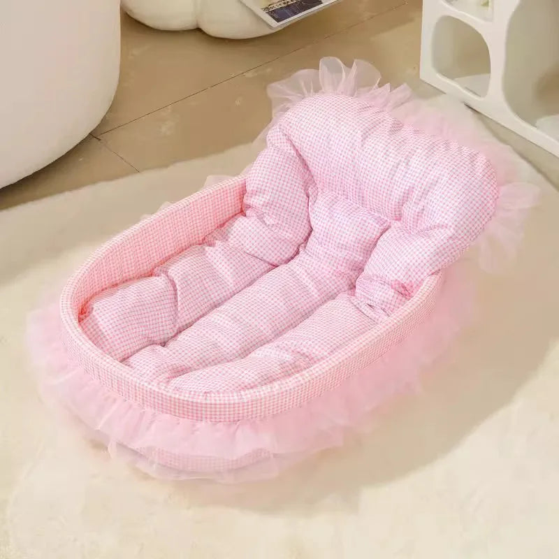 Cute Lace-Trimmed Princess Bed For Winter - Soft Polyester Plush Oval for Small Dogs