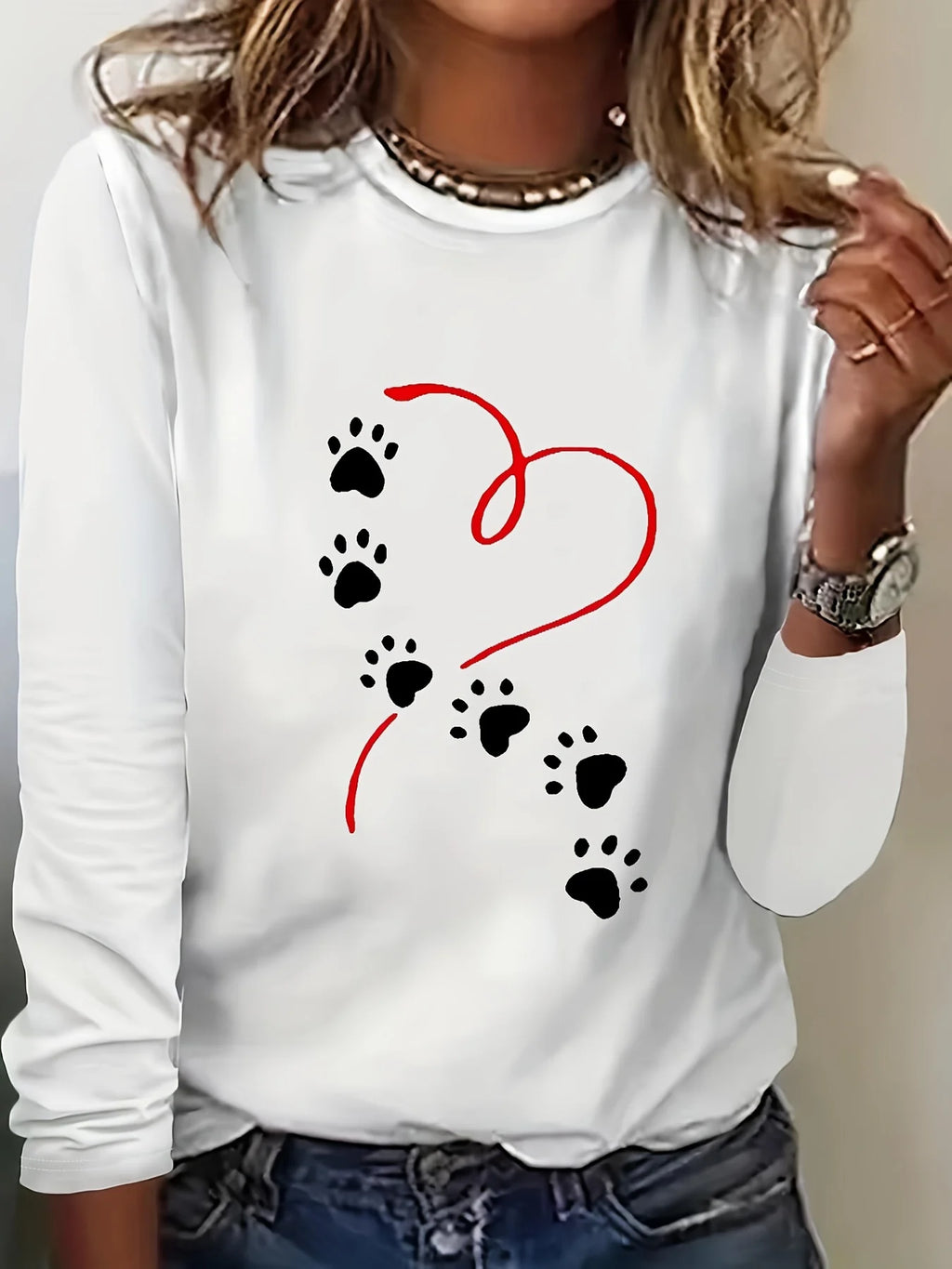 Heart Dog Paw Print T shirt Cute Crew Neck Autumn women's long sleeved loose comfortable black  white