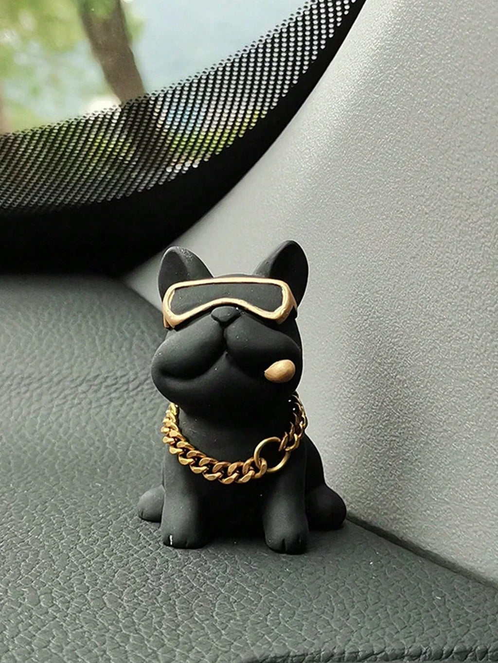 Cute Resin Bulldog Car Decoration With Gold Chain And Glasses – Fun Dashboard
