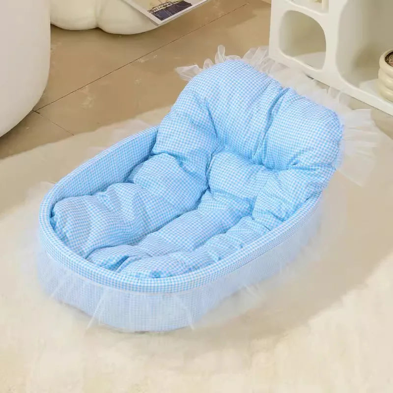 Cute Lace-Trimmed Princess Bed For Winter - Soft Polyester Plush Oval for Small Dogs