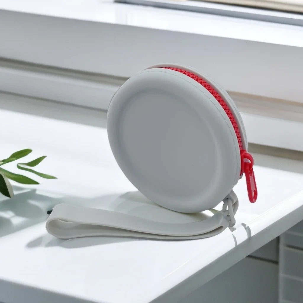 Dog Treat Training Portable Silicone Food Pouch with Lanyard and Hook for Walking